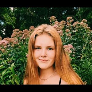 Meet your Posher, Danica